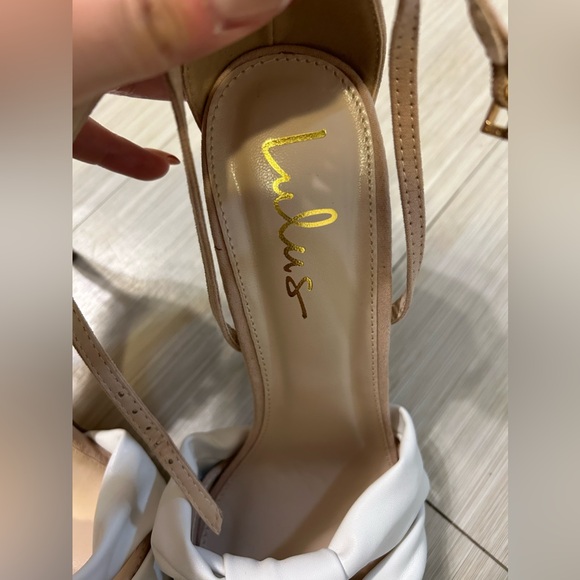 Like New Suede Lulus Bow Heels - Picture 4 of 8